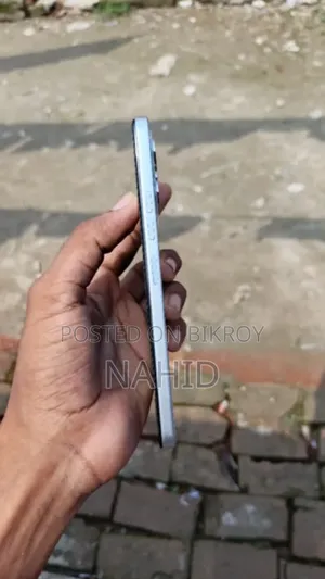টেকনো স্পার্ক ৪০ ১২৮ জিবি সাদা