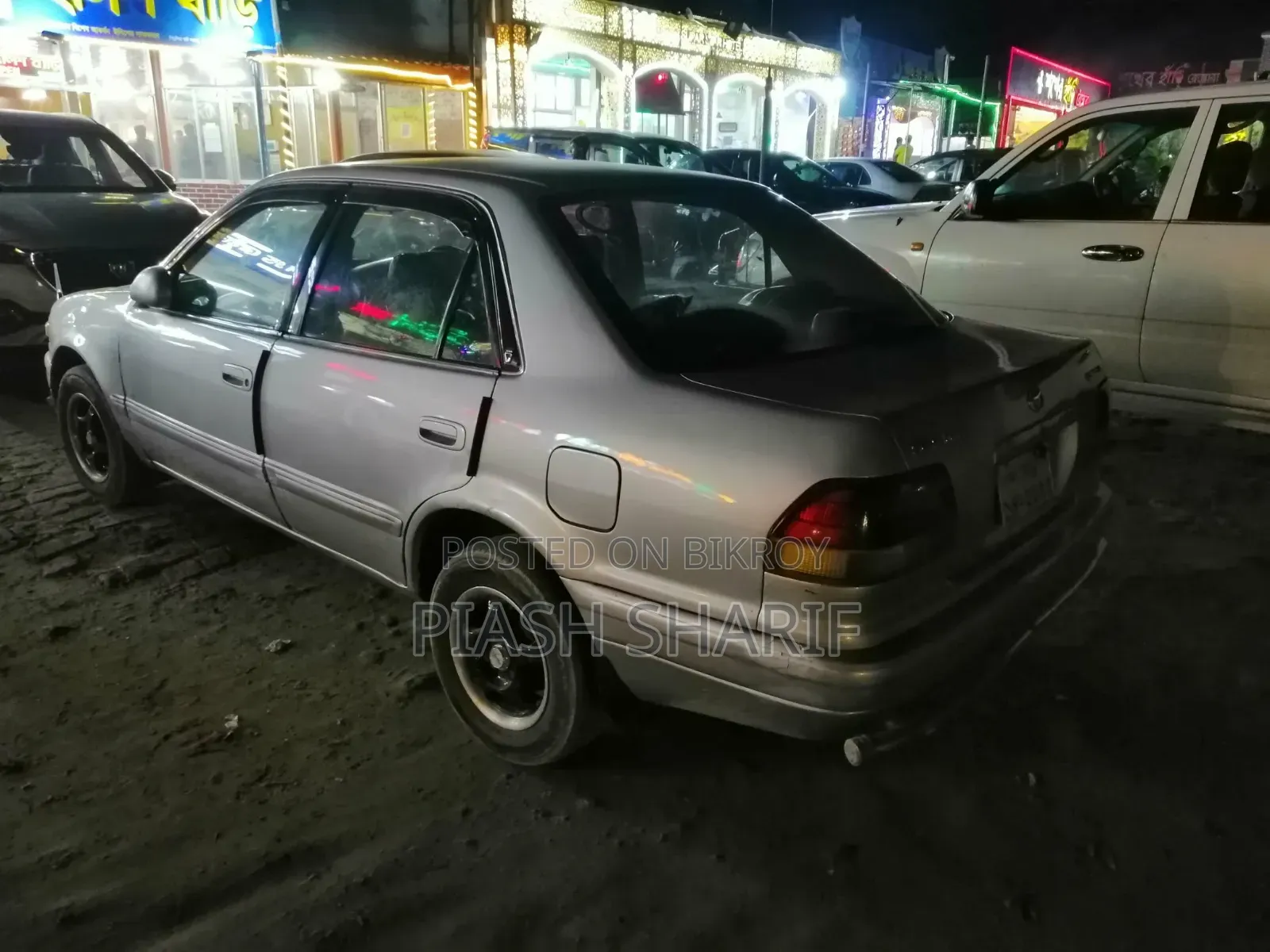 টয়োটা করোলা সেডান ১৯৯৫ গ্রে