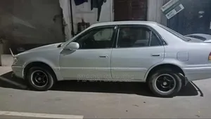 টয়োটা করোলা সেডান ১৯৯৫ গ্রে