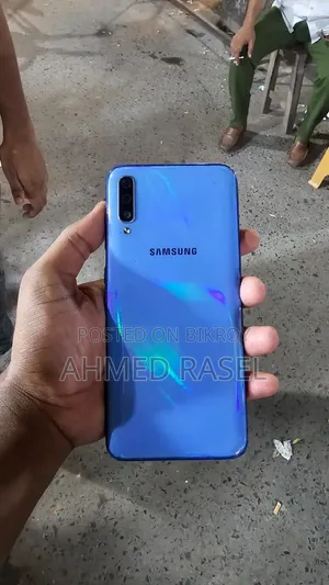 স্যামসাং গ্যালাক্সি এ৭০ ১২৮ জিবি ব্লু
