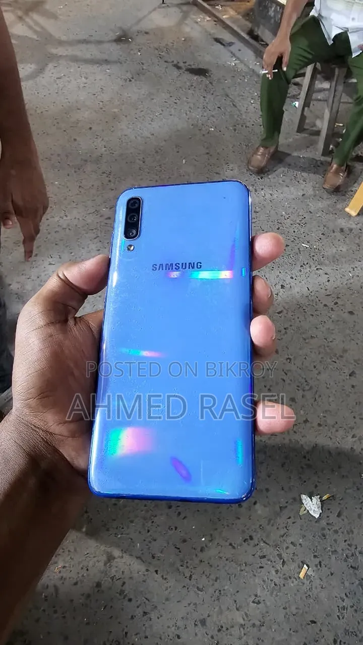 স্যামসাং গ্যালাক্সি এ৭০ ১২৮ জিবি ব্লু