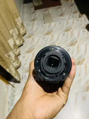 নিকন ৭০-৩০০ ডিএক্স ভিআর
