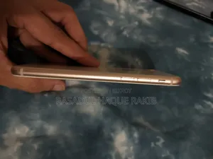 Apple iPhone 8 64 GB Gold
