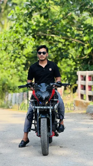বাজাজ পালসার এনএস ১৬০ ২০১৯ রেড