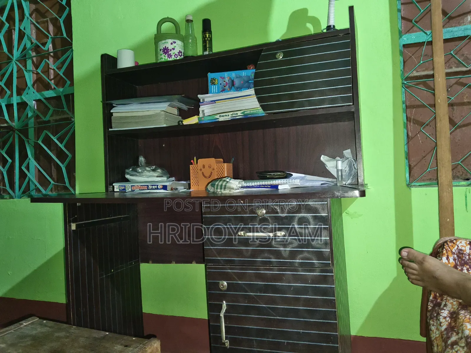 Study table for sale
