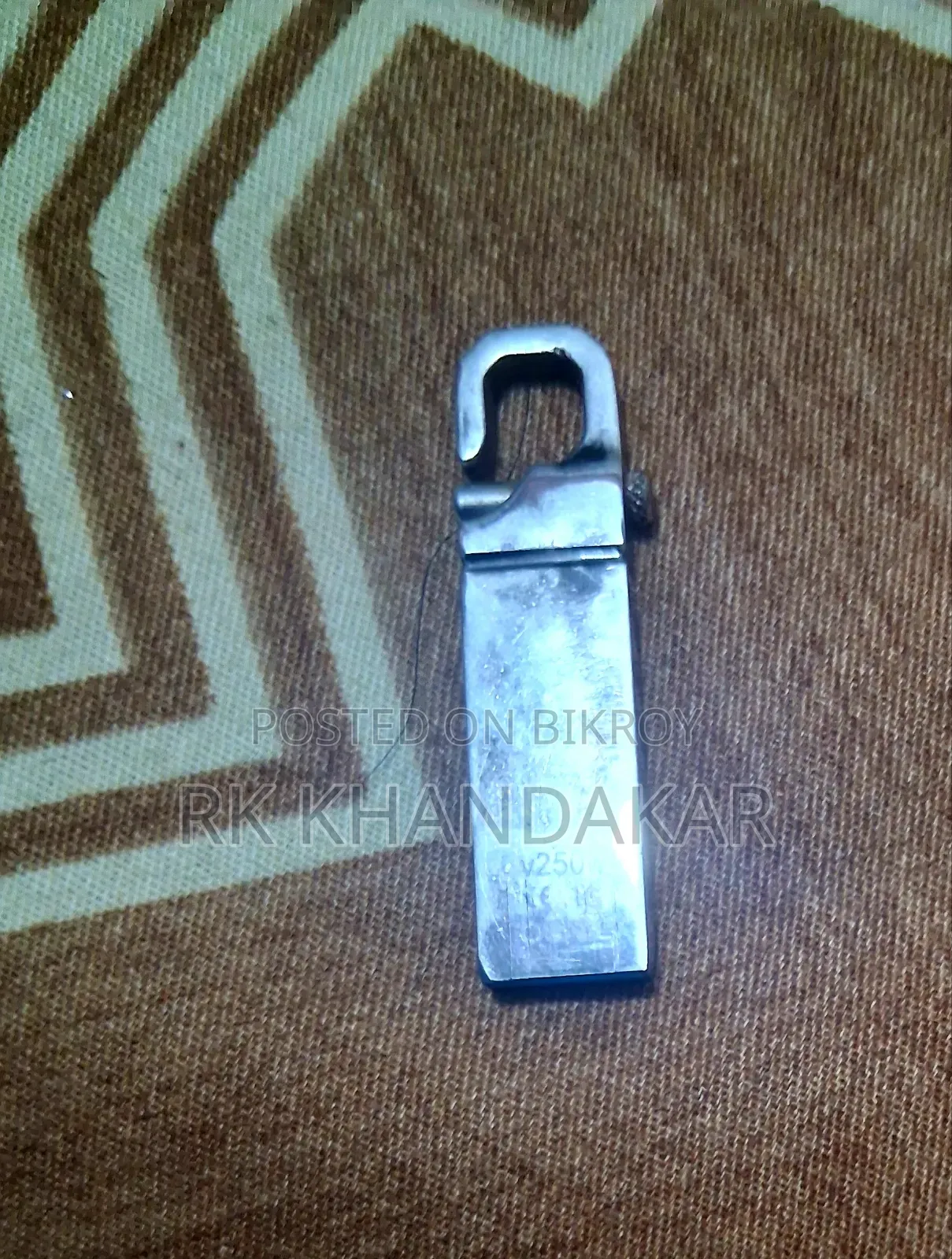 এইচপি ৬৪ জিবি পেনড্রাইভ বিক্রির জন্য