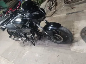 Hero Xtreme 125R 2025 Black