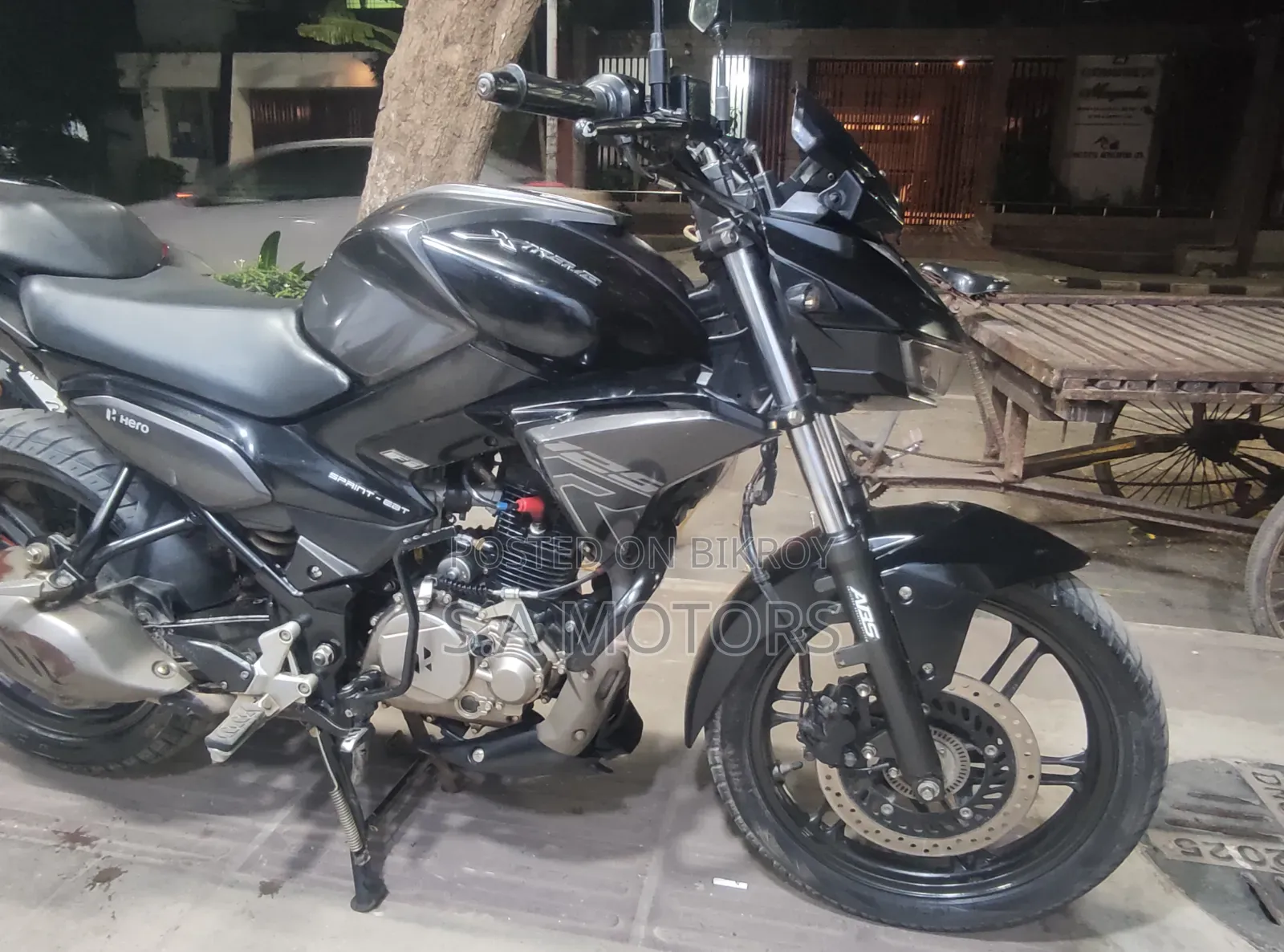 Hero Xtreme 125R 2025 Black