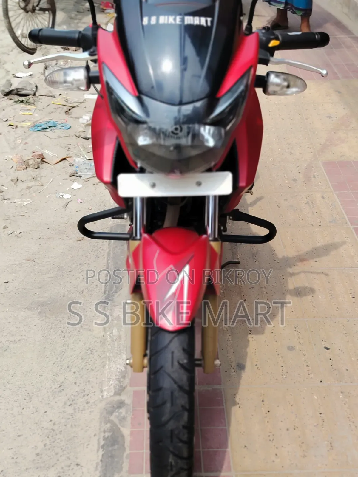 TVS Apache RTR 160 2V ABS 2023 Red
