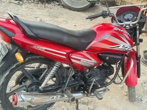 হিরো ২০০৯ লাল