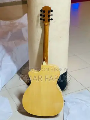 Guitar Sandy S403, Urgent.