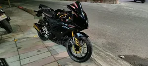 ইয়ামাহা আর১৫এম ২০২৩ কালো
