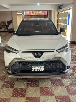Toyota Corolla Nightshade 2022 Off white