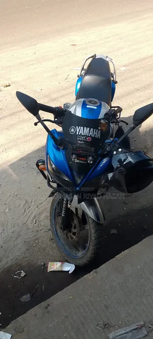 Yamaha FZ ২০১৫ ব্লু