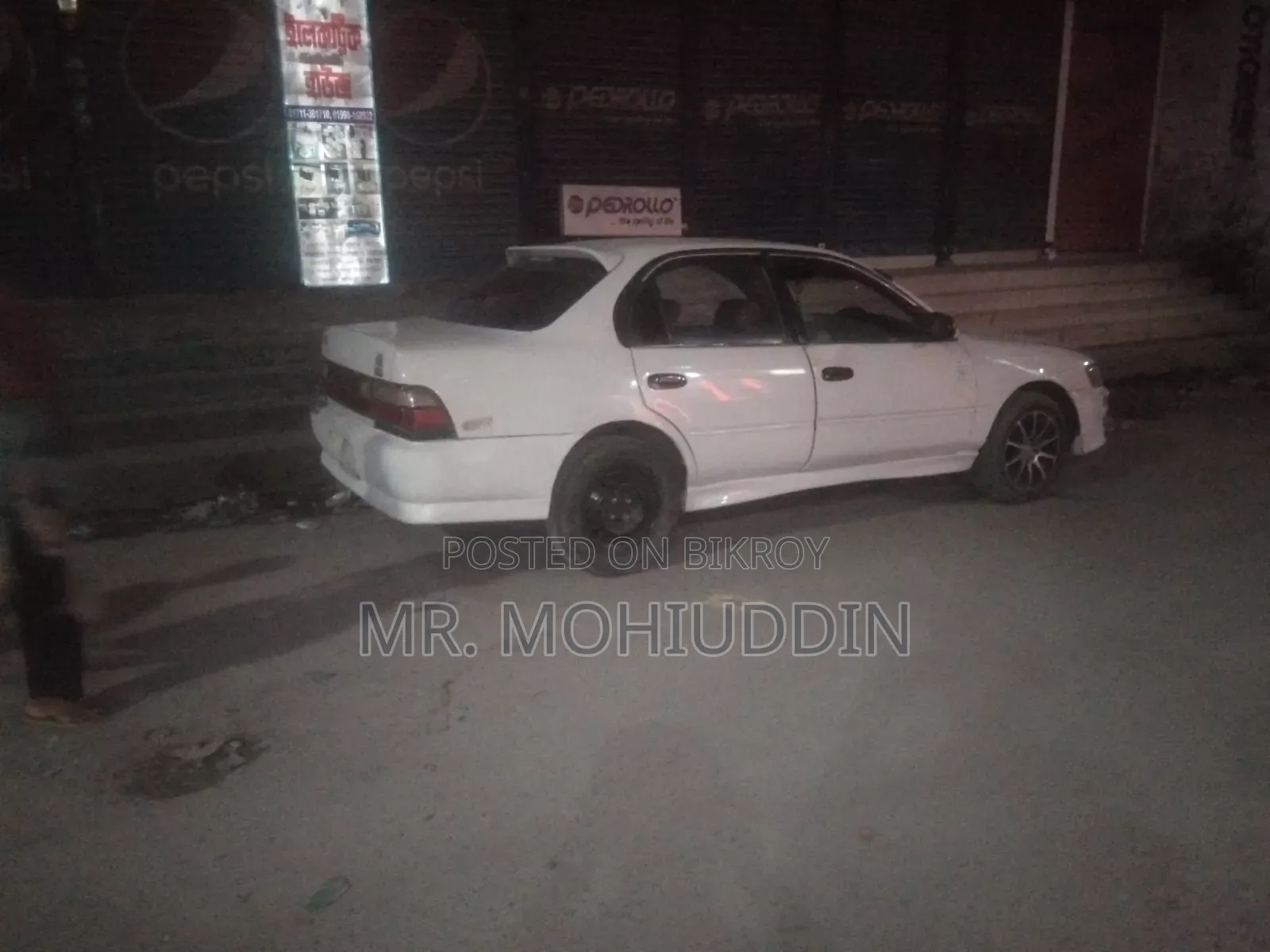 Toyota Corolla 1994 White