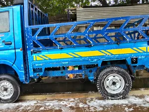 Tata X2 (Tata X2)