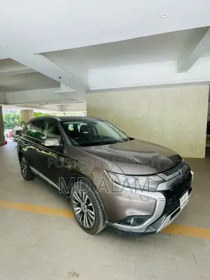 মিতসুবিশি আউটল্যান্ডার ২০১৯