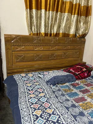 Teak Wood Bed 6/7