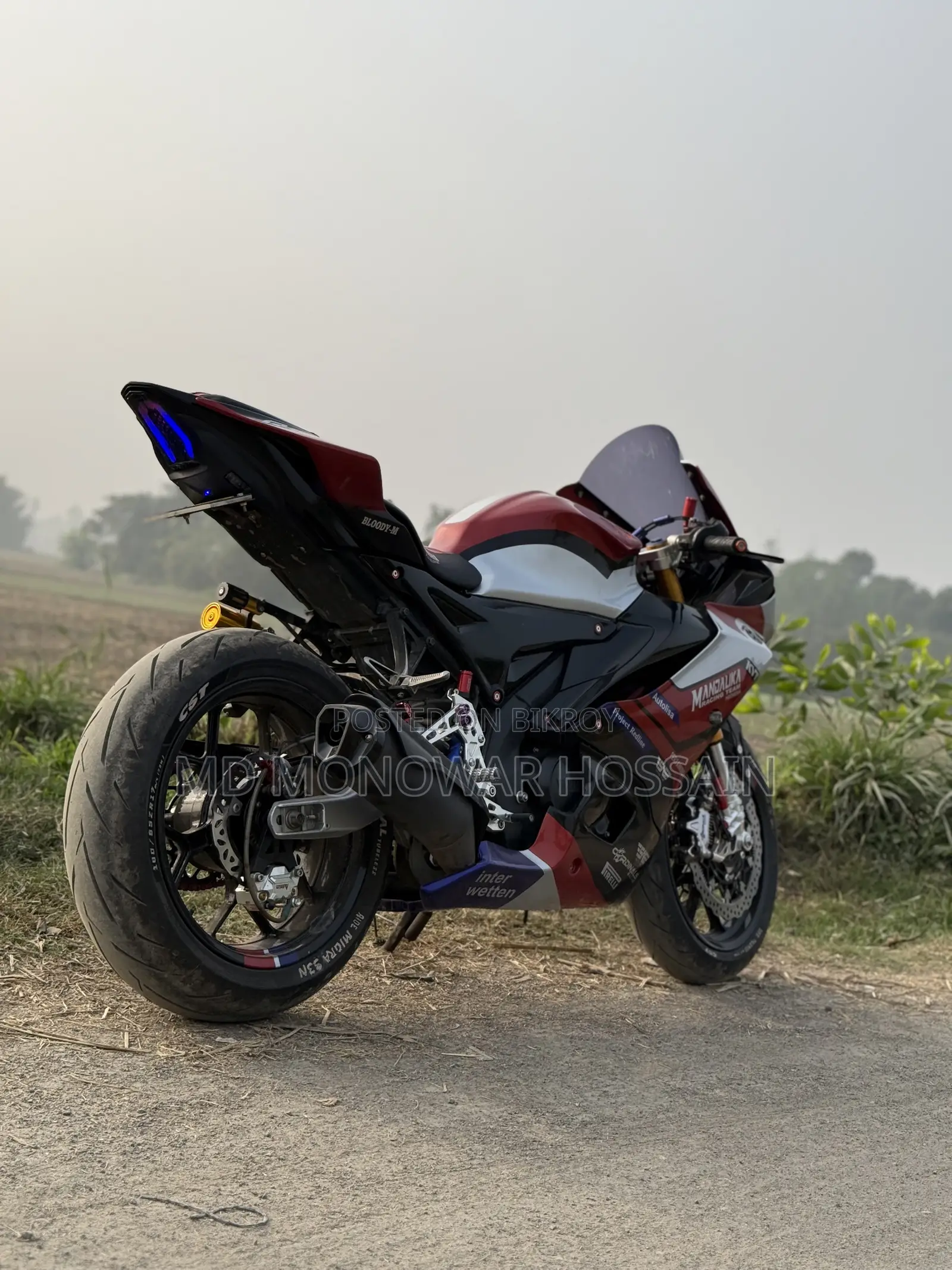 Yamaha R15M 2022 Red