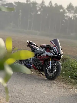 Yamaha R15M 2022 Red