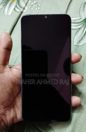 New Vivo Y21 64 GB Silver