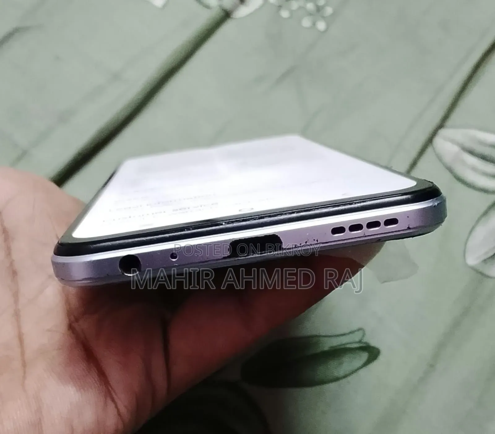 New Vivo Y21 64 GB Silver