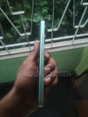 Vivo Y03t 64 GB