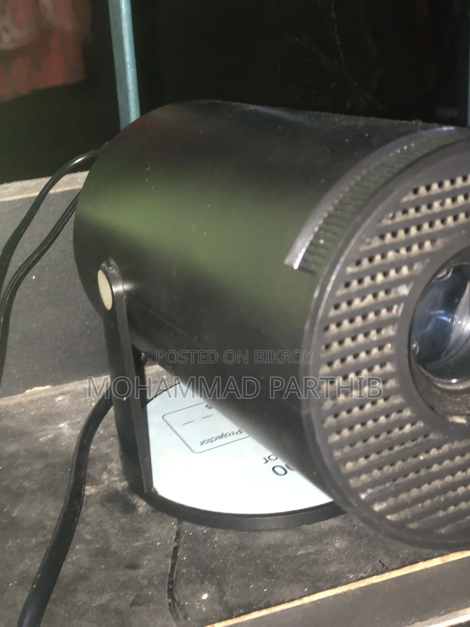 Hy300 Projector