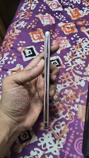New Samsung Galaxy S22+ 5G 128 GB Pink