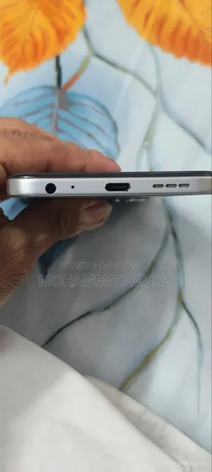টেকনো স্পার্ক ৪০ ২৫৬ জিবি সিলভার
