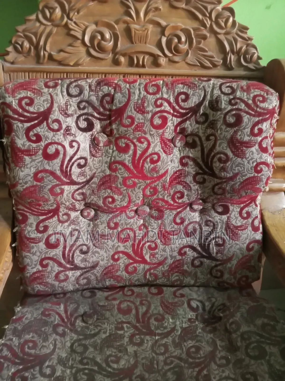 Sofa set made of pure teak wood.