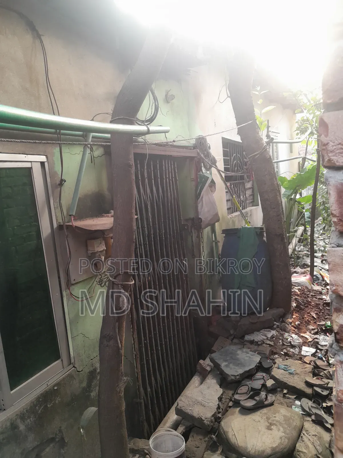 Furnished 3-bedroom House in Narayanganj Sadar for sale