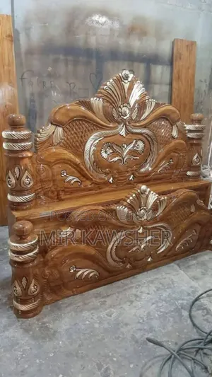 ৬ ফিট সেগুন কাঠের ফুল বক্স পিলার খাট
