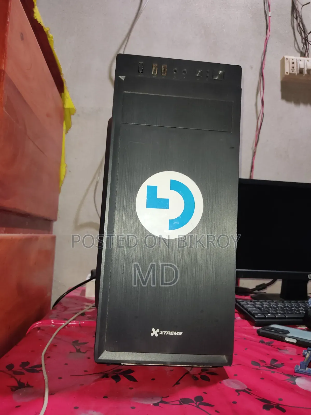 Desktop Computer 8GB RAM Intel Core i5 Hard Disk Drive plus Solid State Drive 2 Terabyte