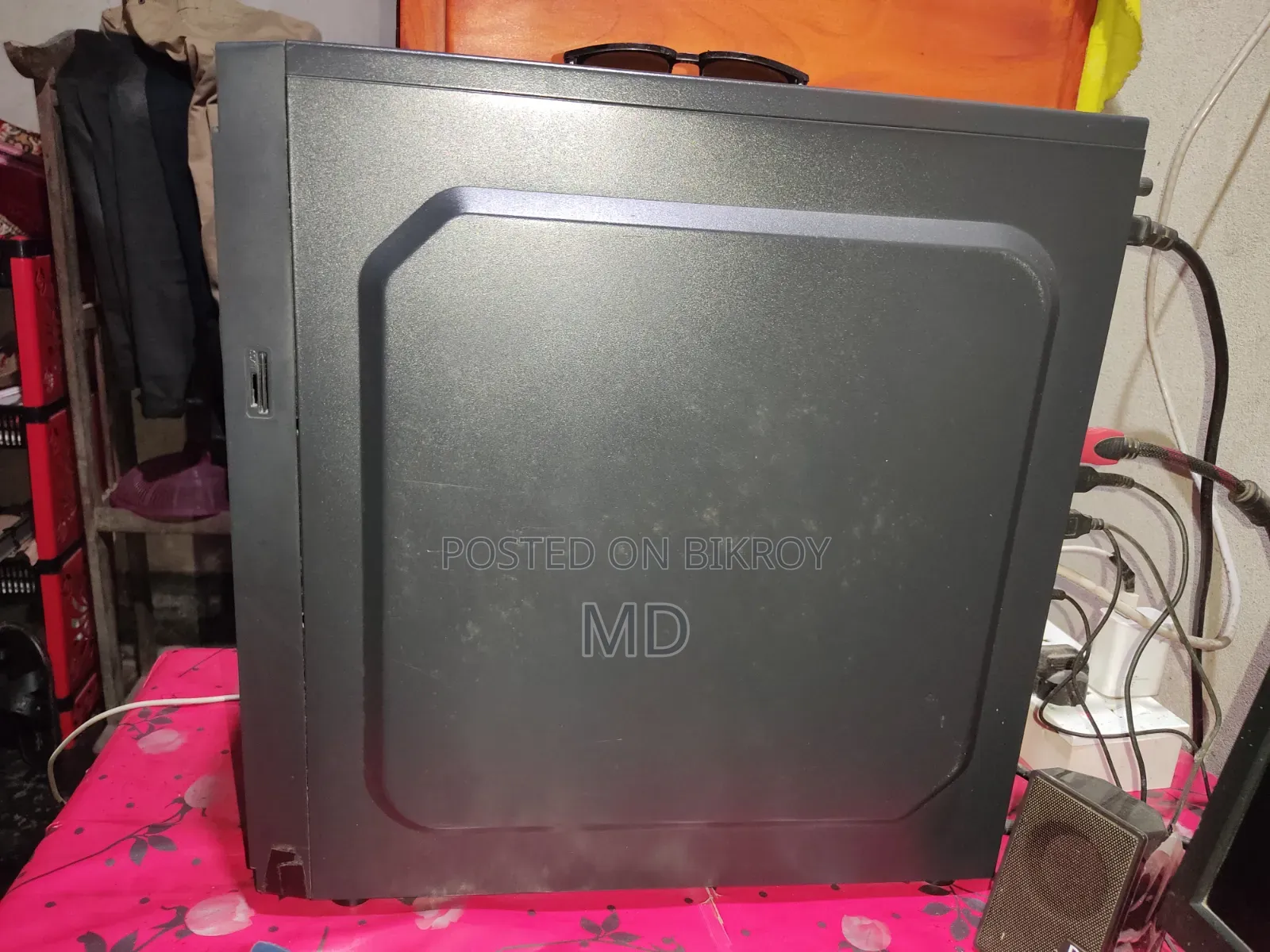 Desktop Computer 8GB RAM Intel Core i5 Hard Disk Drive plus Solid State Drive 2 Terabyte