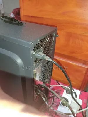 Desktop Computer 8GB RAM Intel Core i5 Hard Disk Drive plus Solid State Drive 2 Terabyte