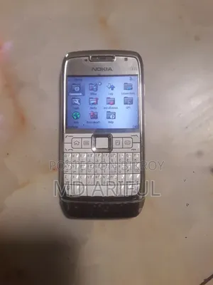 নোকিয়া ই৭১ হোয়াইট