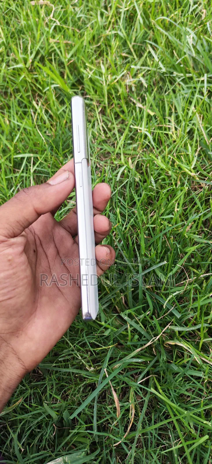 স্যামসাং গ্যালাক্সি এস২১ ৫জি ২৫৬ জিবি হোয়াইট