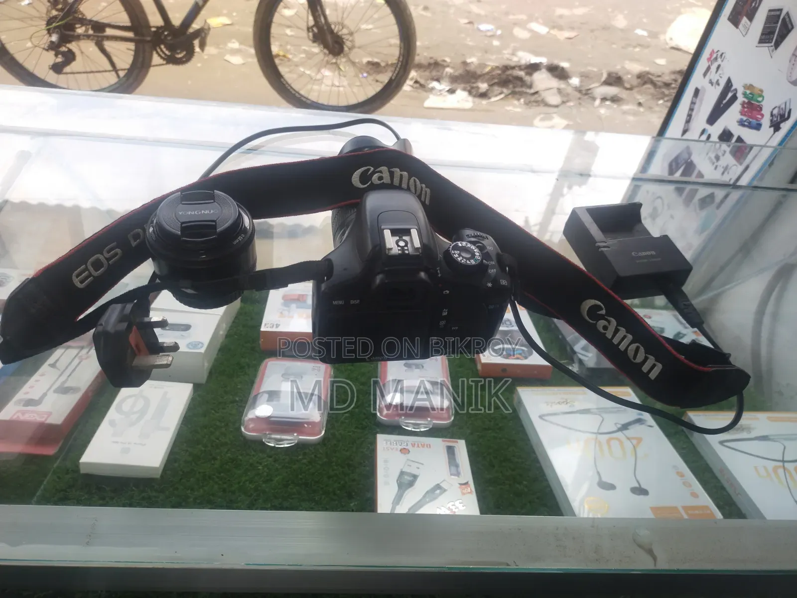 ক্যানন ৫৫০ডি ক্যামেরা
