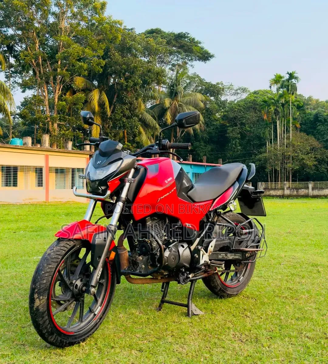 Hero Thriller 160R 2020 Red