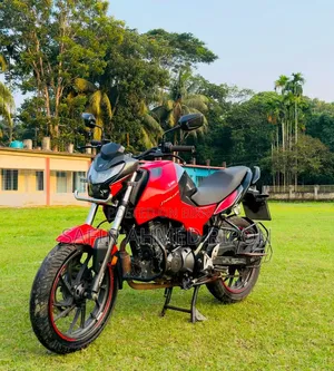Hero Thriller 160R 2020 Red