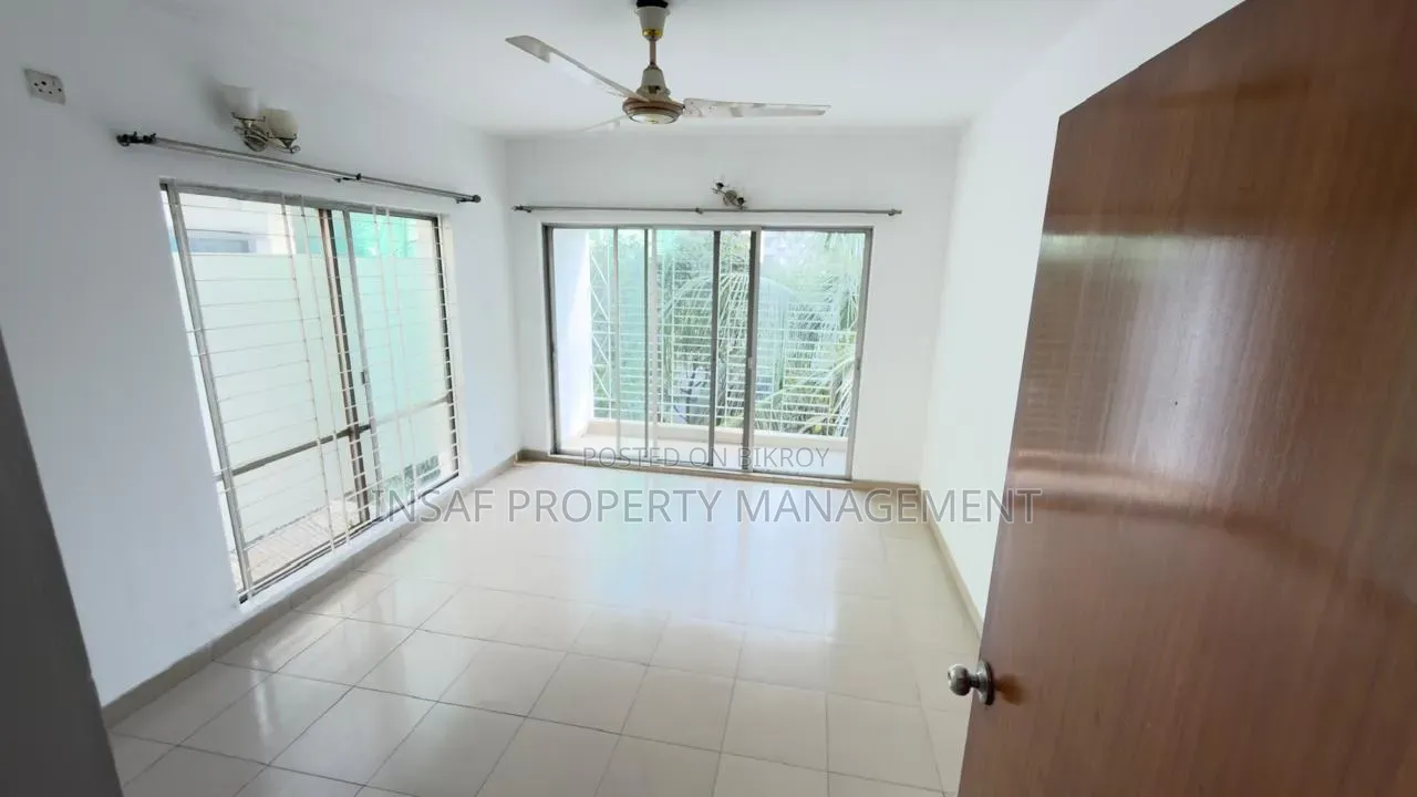 4 Bedroom Apartment in Gulshan for rent