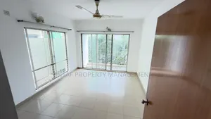 4 Bedroom Apartment in Gulshan for rent