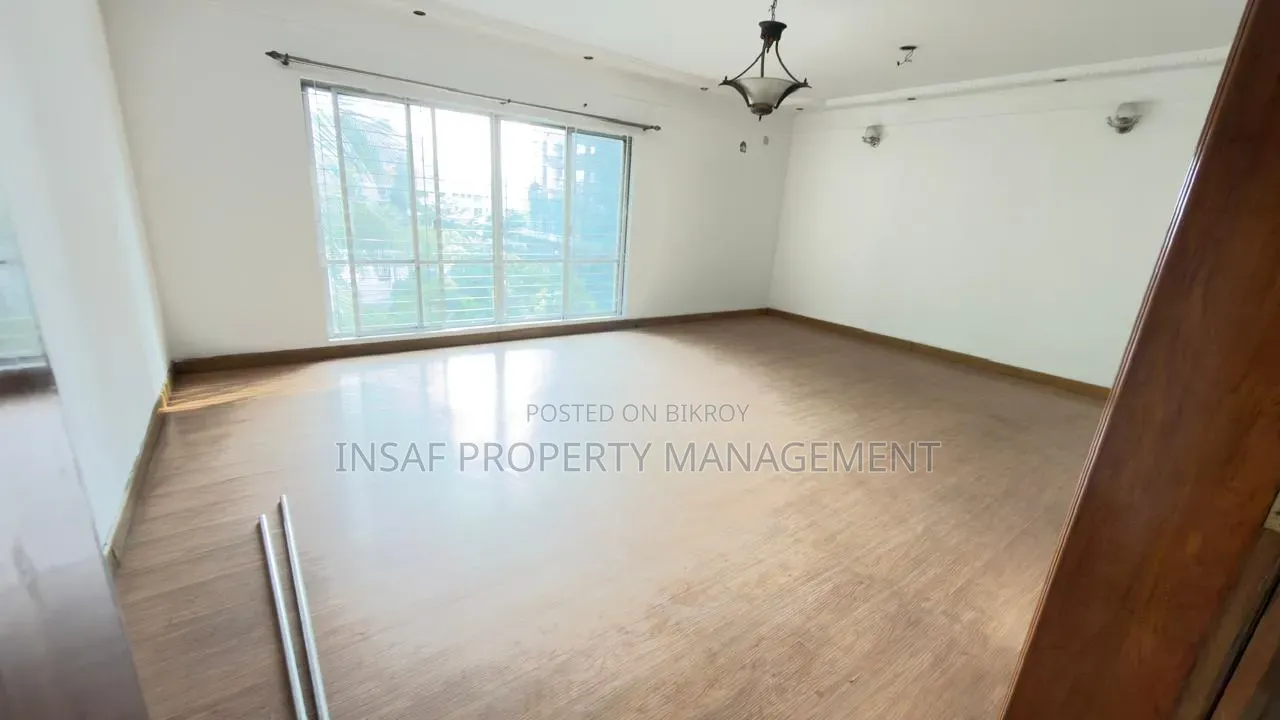 4 Bedroom Apartment in Gulshan for rent