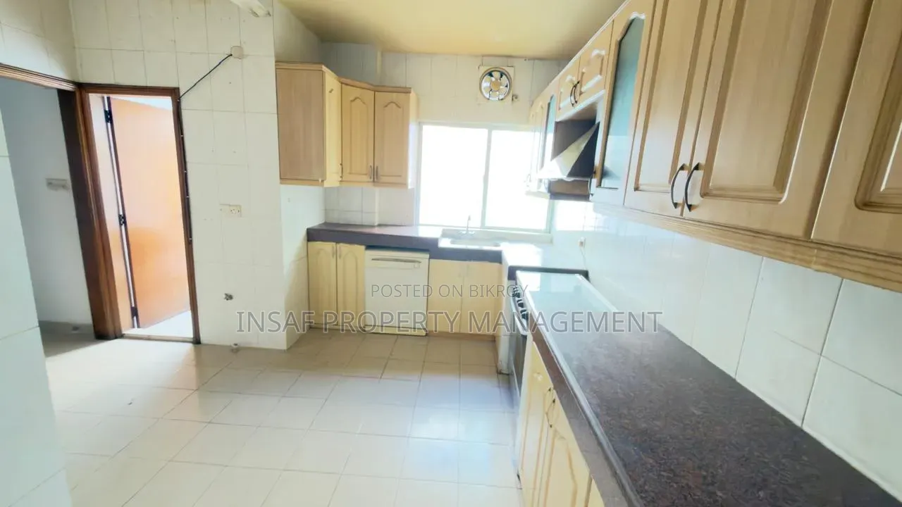 4 Bedroom Apartment in Gulshan for rent