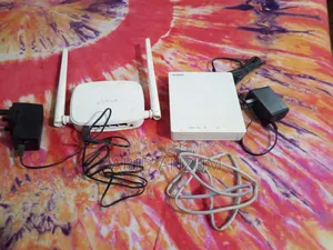 Wi-Fi Router and Unu Box