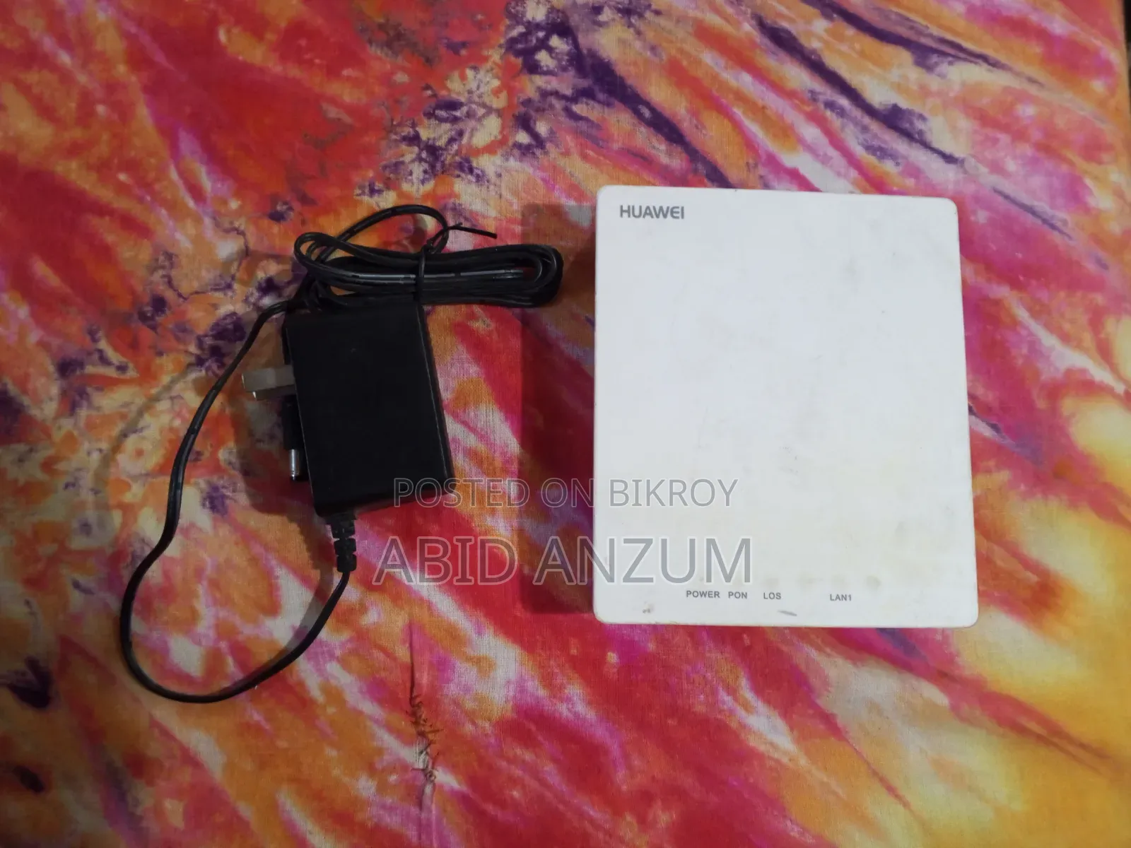 Wi-Fi Router and Unu Box