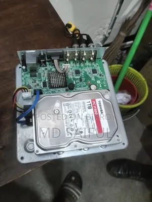 ১ টিবি এইচডিডি এবং এই ডিভিআর বিক্রয়ের জন্য