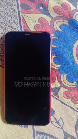 অ্যাপল আইফোন এক্সআর ১২৮ জিবি লাল