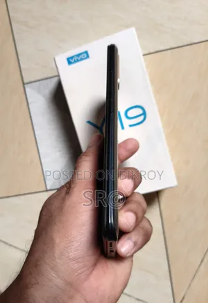 মোবাইল ফোন ২৫৬ জিবি ব্ল্যাক